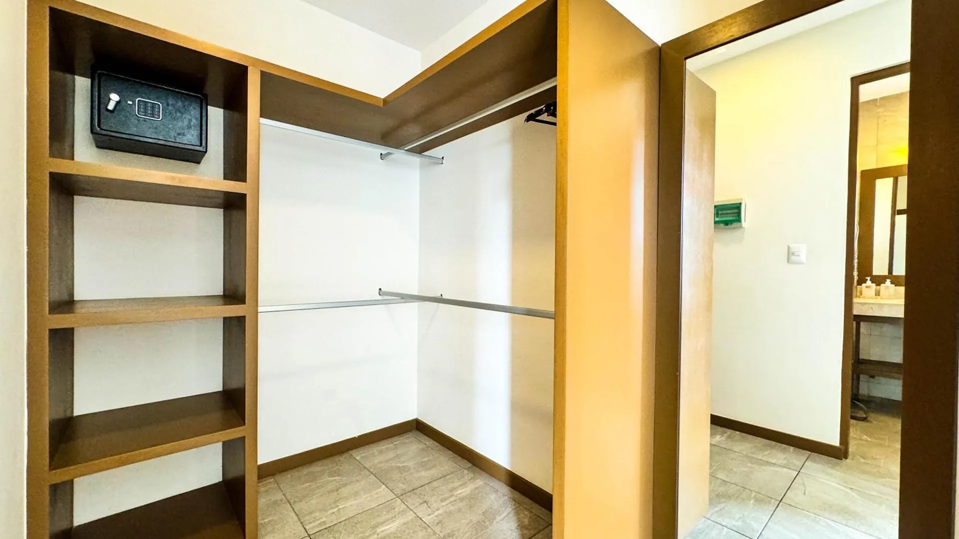 Ξενοδοχείο Grand Fifty Suites Πλάγια Ντελ Κάρμεν